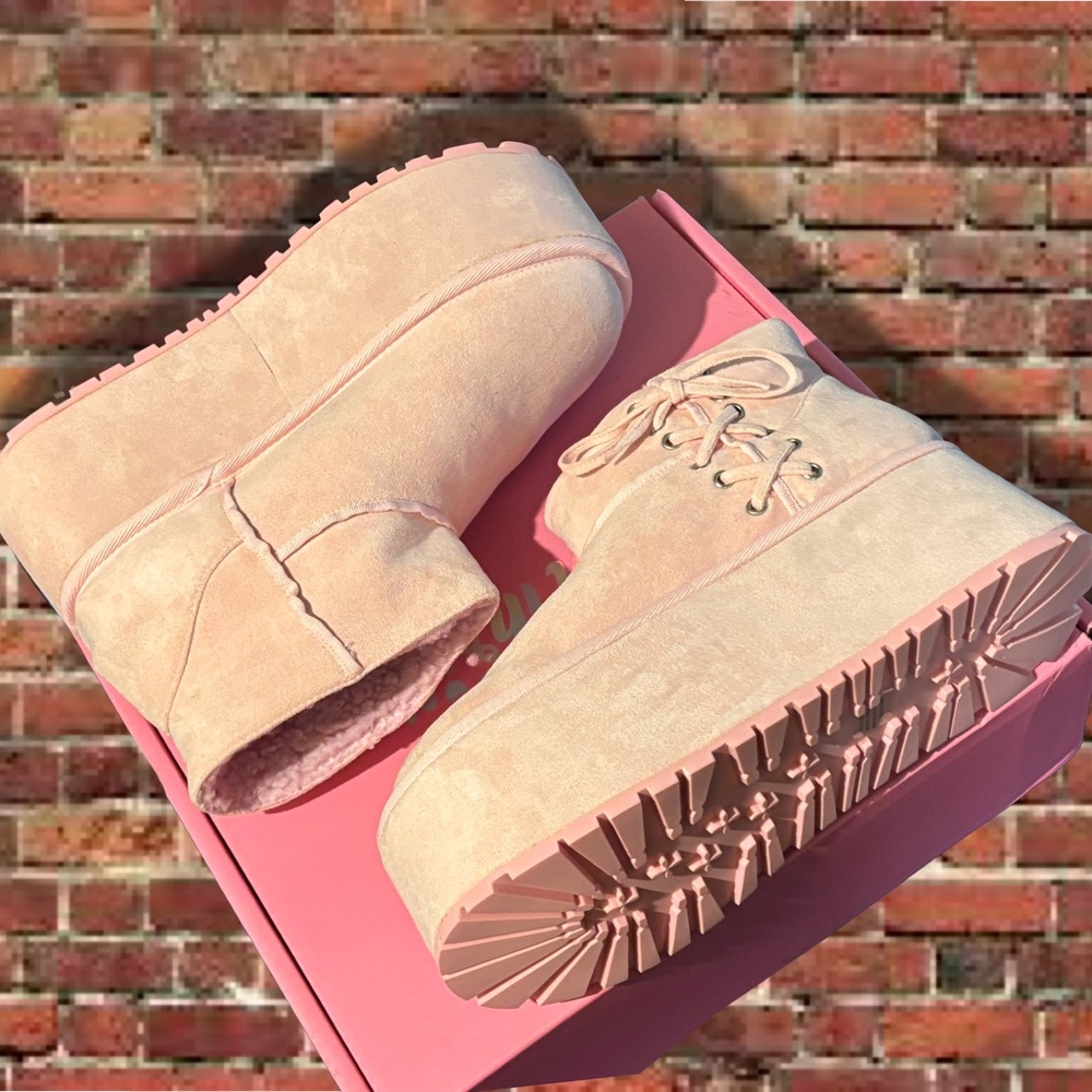 NIB Pink Platform Boots Sugar Thrillz Size 10